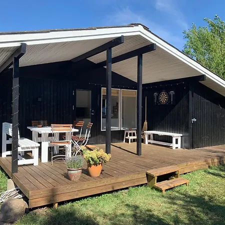 بيت للعطل Unique Experience With A Cozy Shelter Hørve